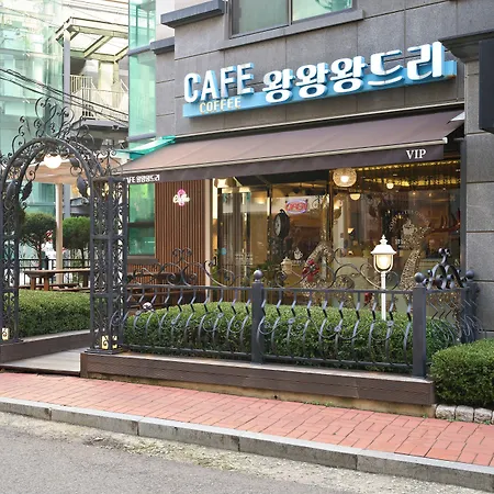 Yeongdeungpo Vip Hotel