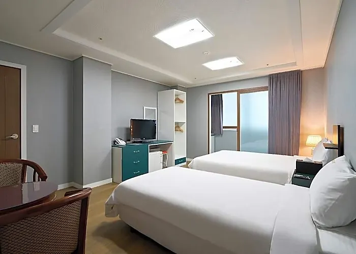 Hotel Yeongdeungpo Vip 3*